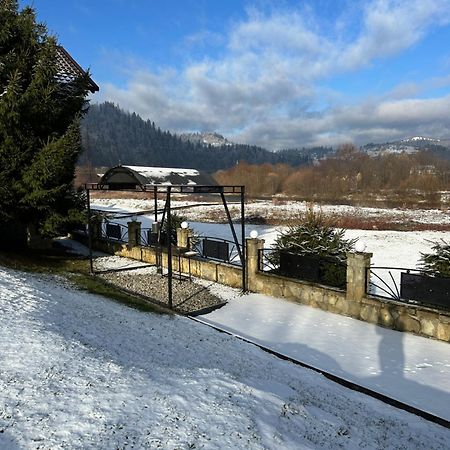 Bozhena Otel Mykulychyn Dış mekan fotoğraf