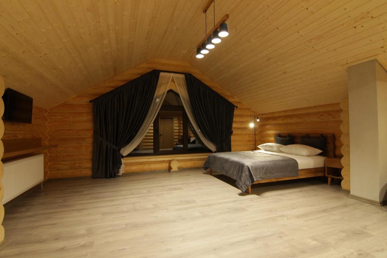 Bozhena Otel Mykulychyn Dış mekan fotoğraf