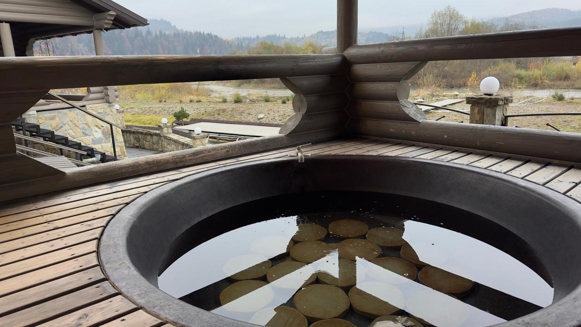Bozhena Otel Mykulychyn Dış mekan fotoğraf
