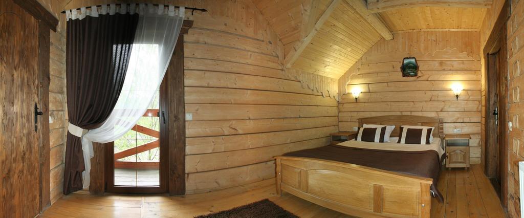 Bozhena Otel Mykulychyn Dış mekan fotoğraf