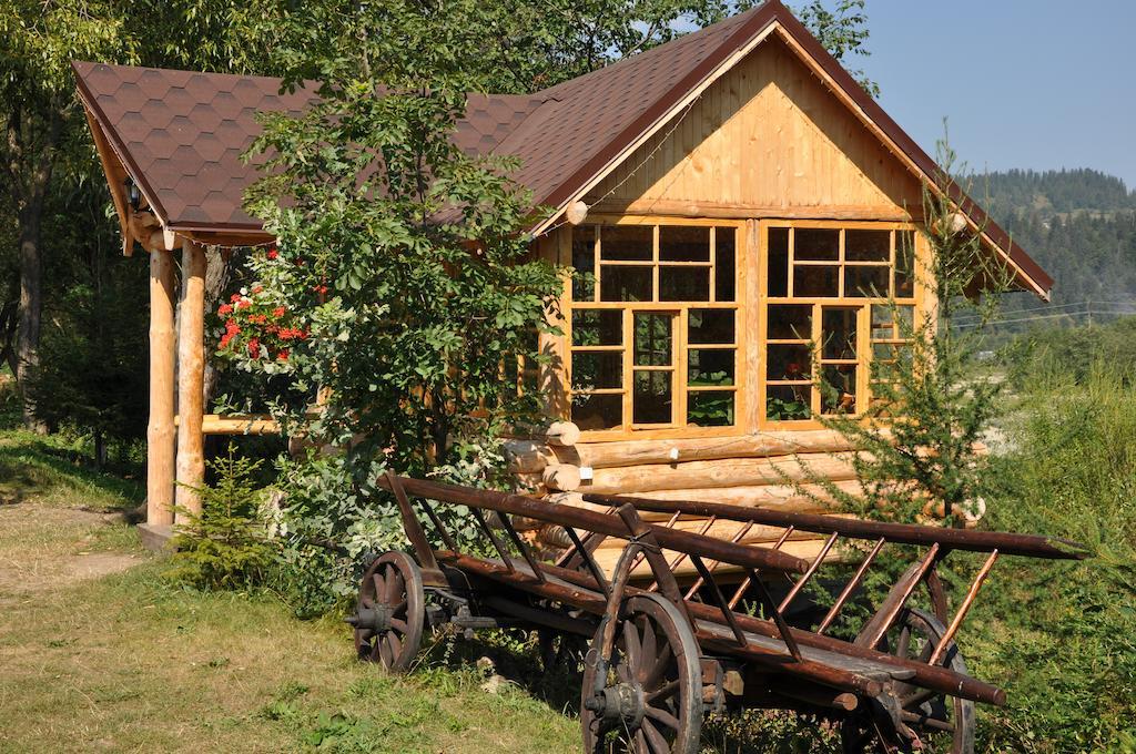Bozhena Otel Mykulychyn Dış mekan fotoğraf