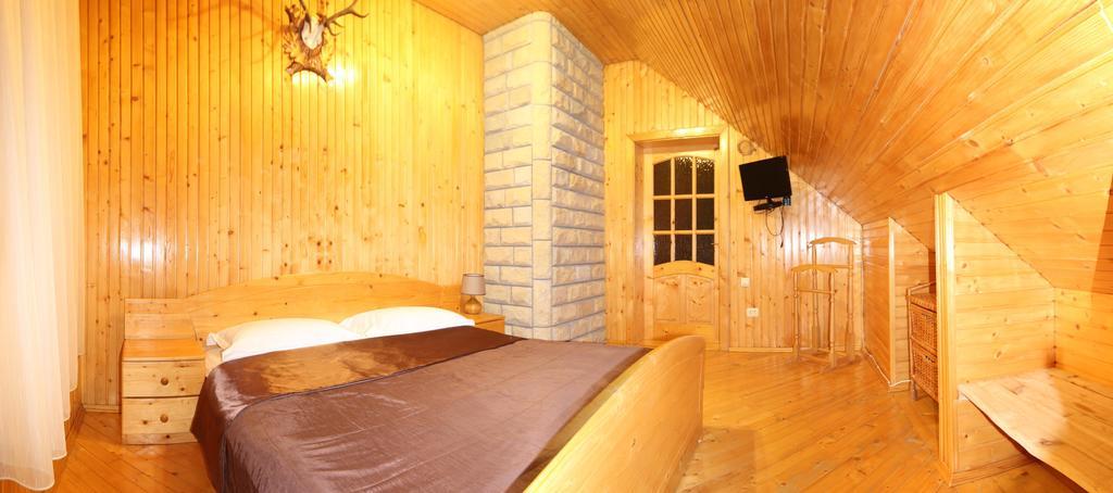 Bozhena Otel Mykulychyn Dış mekan fotoğraf